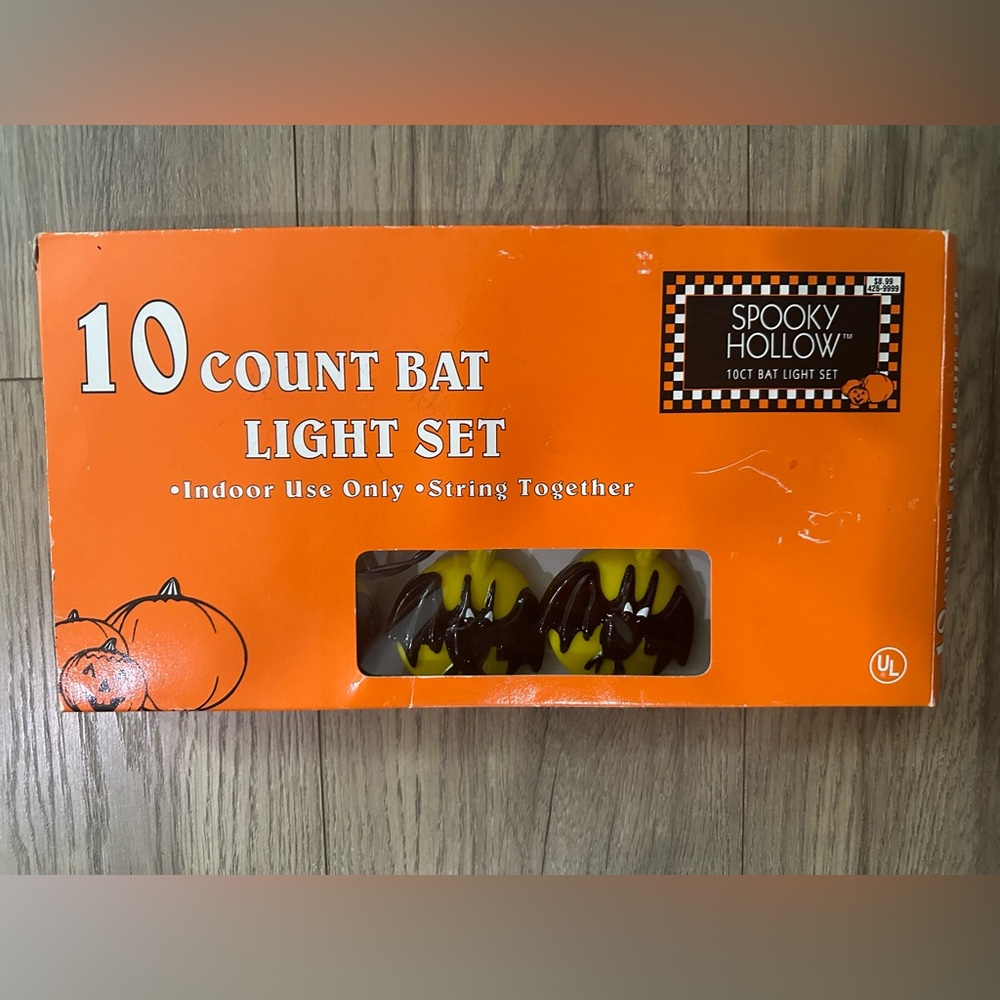 Spooky Hollow 10 count Bat lights NIB